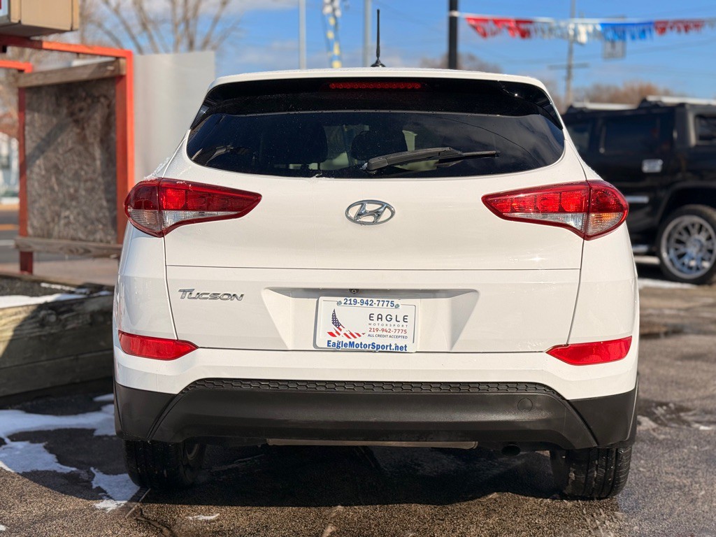 2017 Hyundai Tucson Image 8