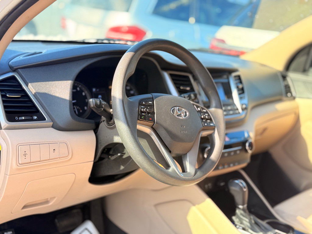 2017 Hyundai Tucson Image 15