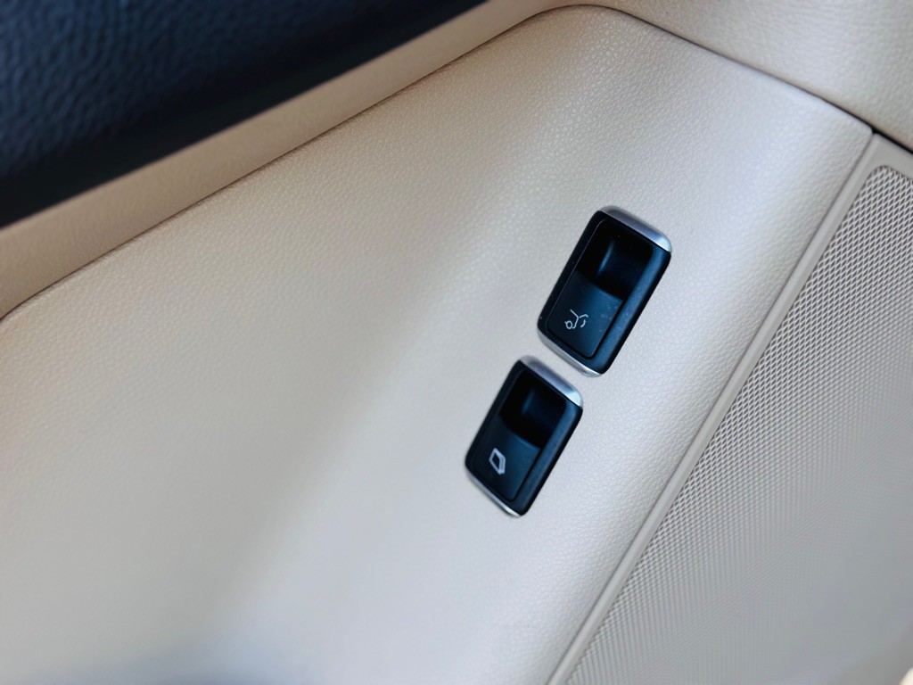 2017 Mercedes-Benz GLS-Class Image 25