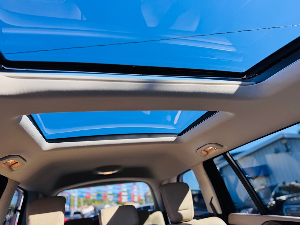 2017 Mercedes-Benz GLS-Class Image 36