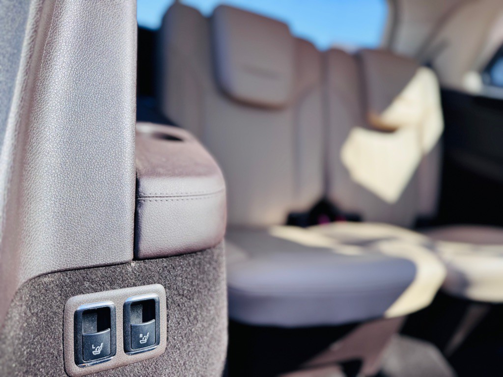 2017 Mercedes-Benz GLS-Class Image 39