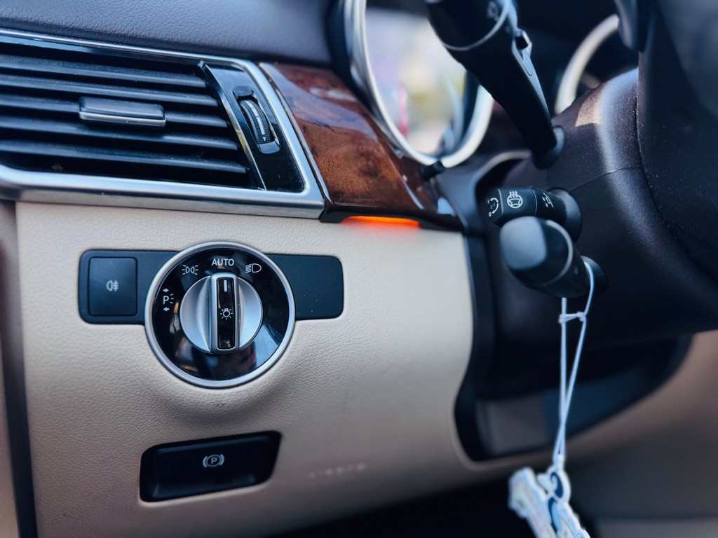 2017 Mercedes-Benz GLS-Class Image 45