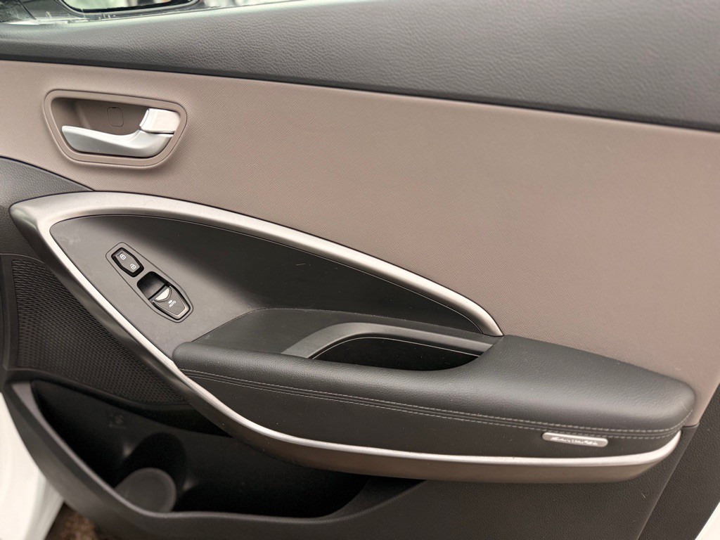 2017 Hyundai Santa Fe Sport Image 19