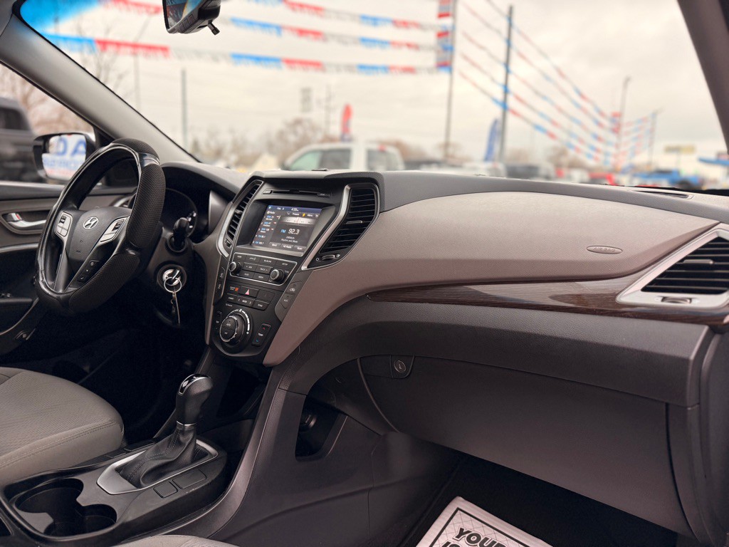 2017 Hyundai Santa Fe Sport Image 20
