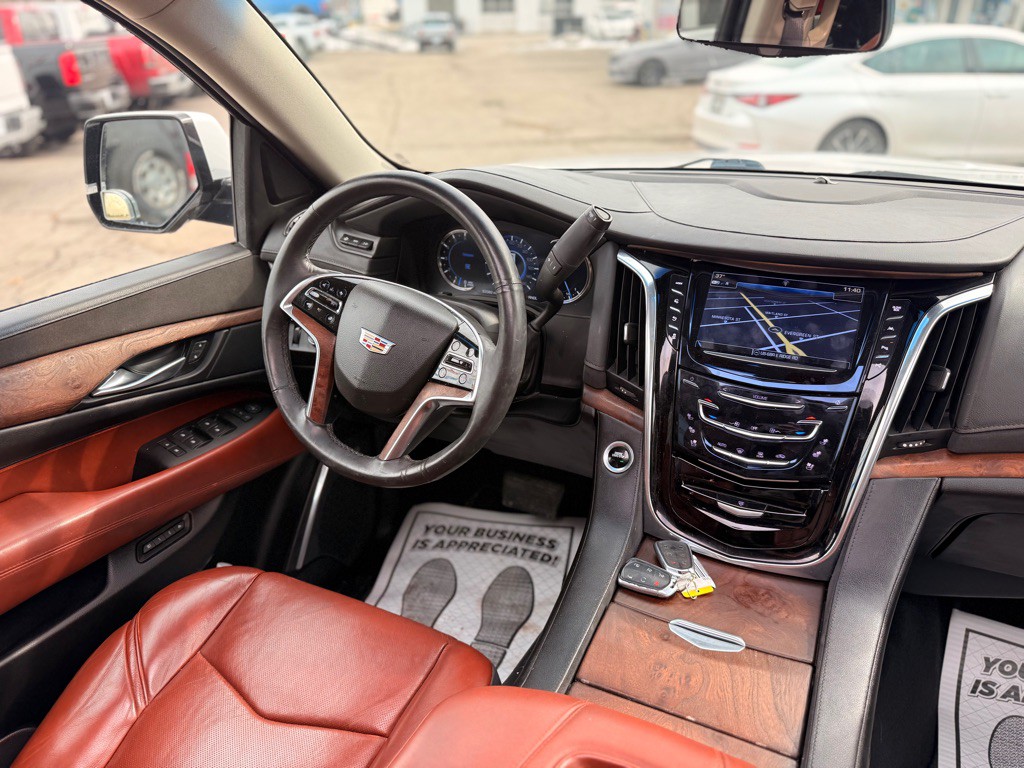 2017 Cadillac Escalade Image 42