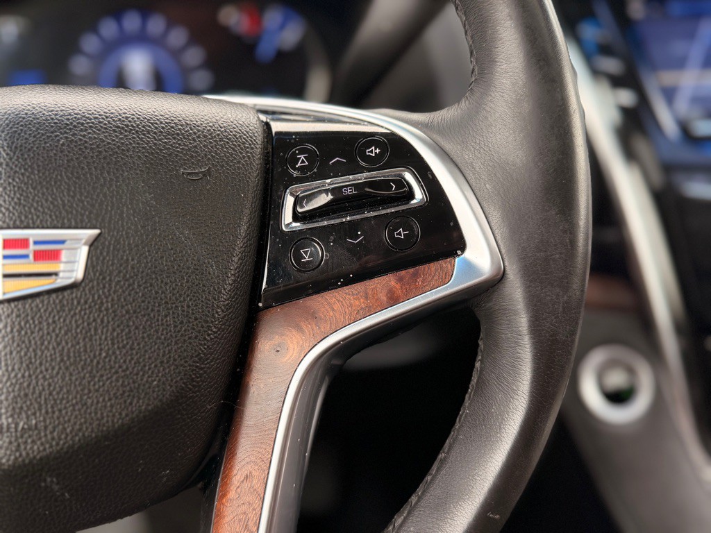 2017 Cadillac Escalade Image 46