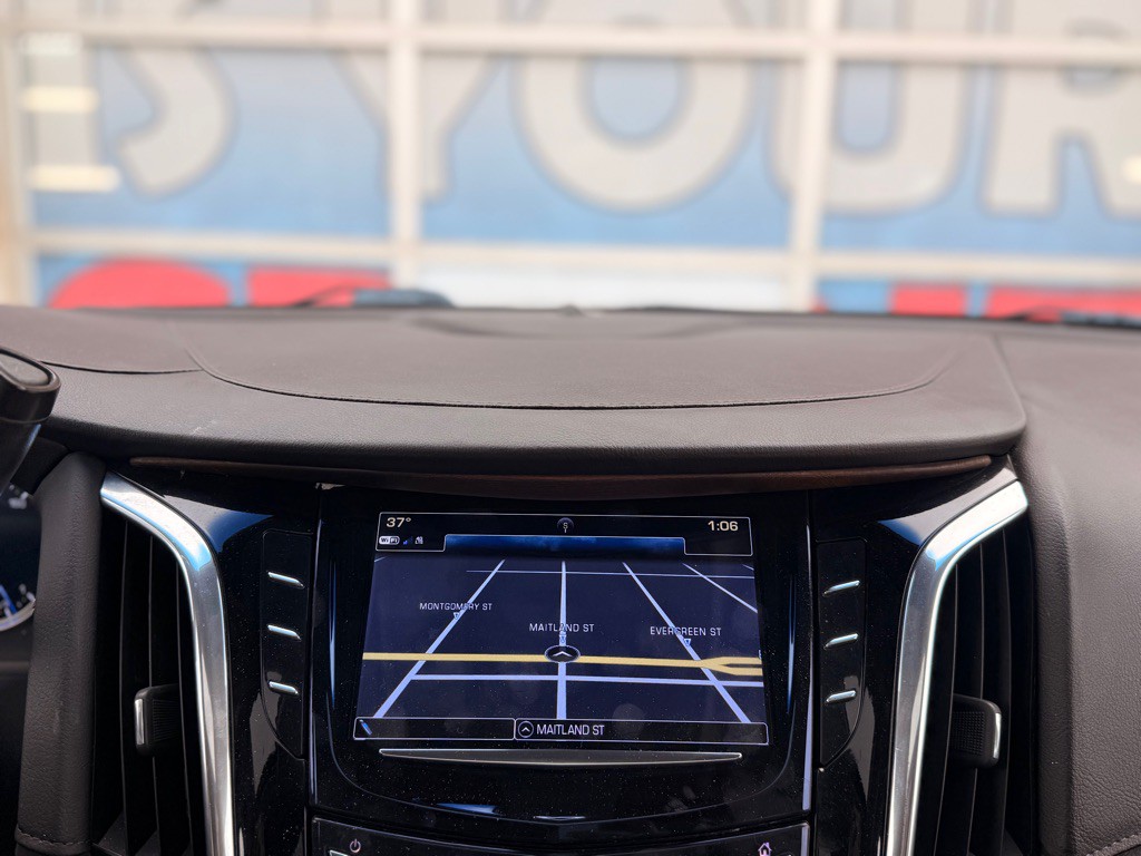 2017 Cadillac Escalade Image 48