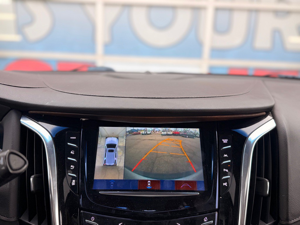 2017 Cadillac Escalade Image 49