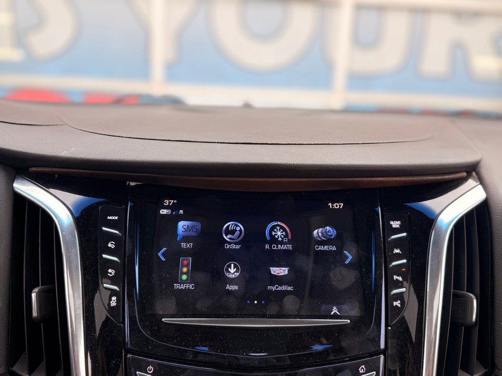 2017 Cadillac Escalade Image 51