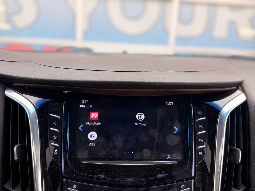 2017 Cadillac Escalade Image 52