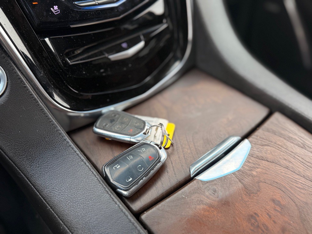 2017 Cadillac Escalade Image 55