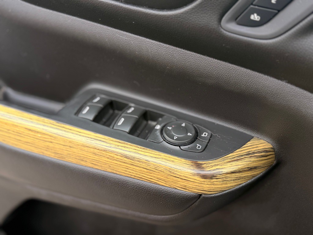 2017 GMC Acadia Image 17