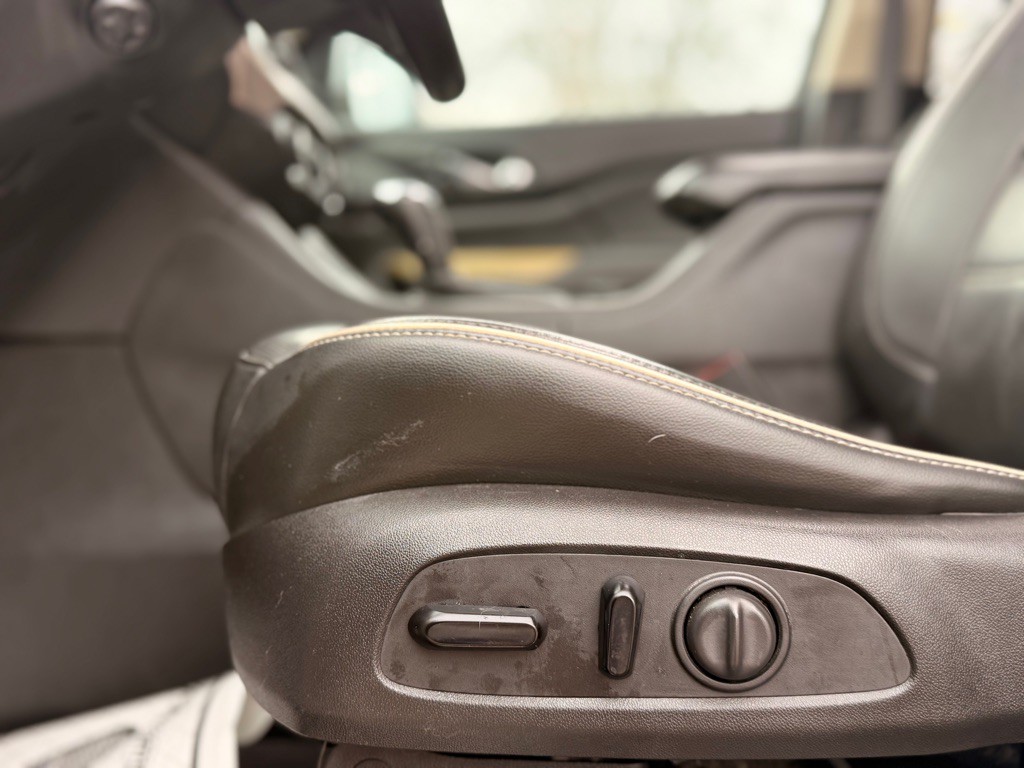 2017 GMC Acadia Image 21