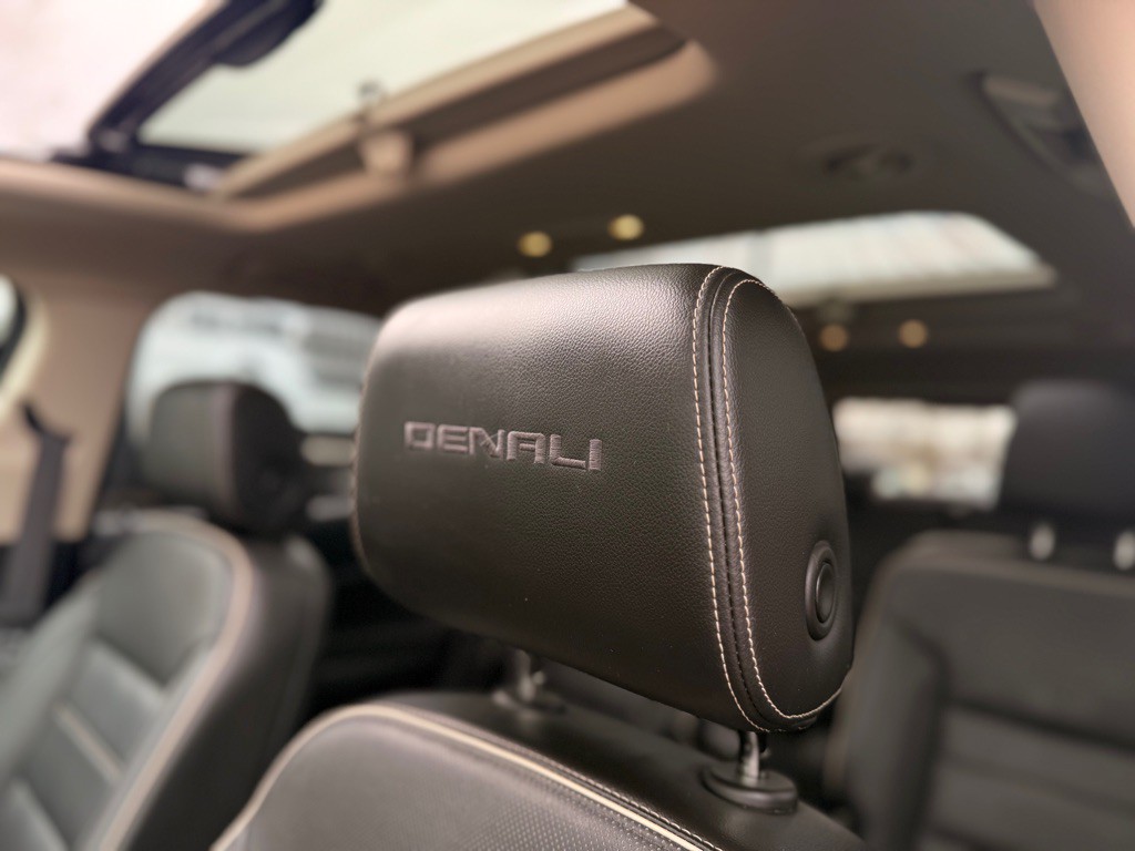 2017 GMC Acadia Image 23