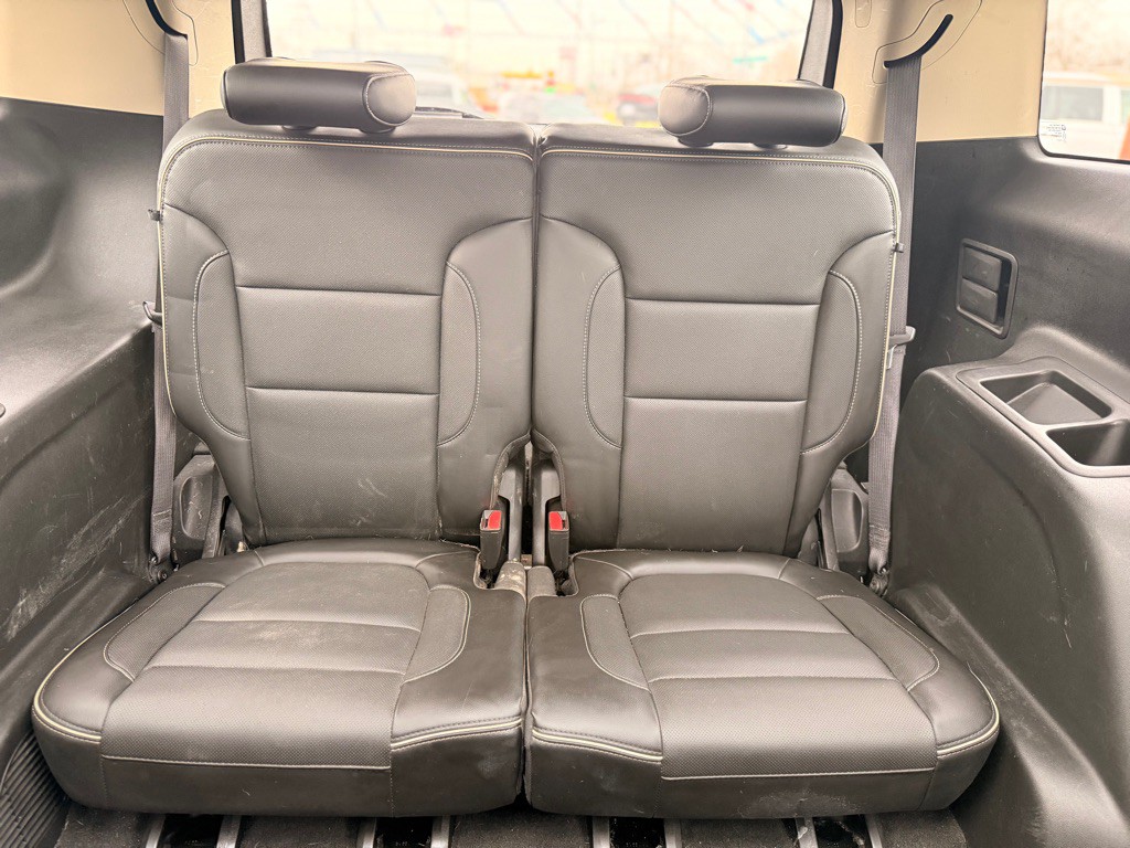 2017 GMC Acadia Image 31