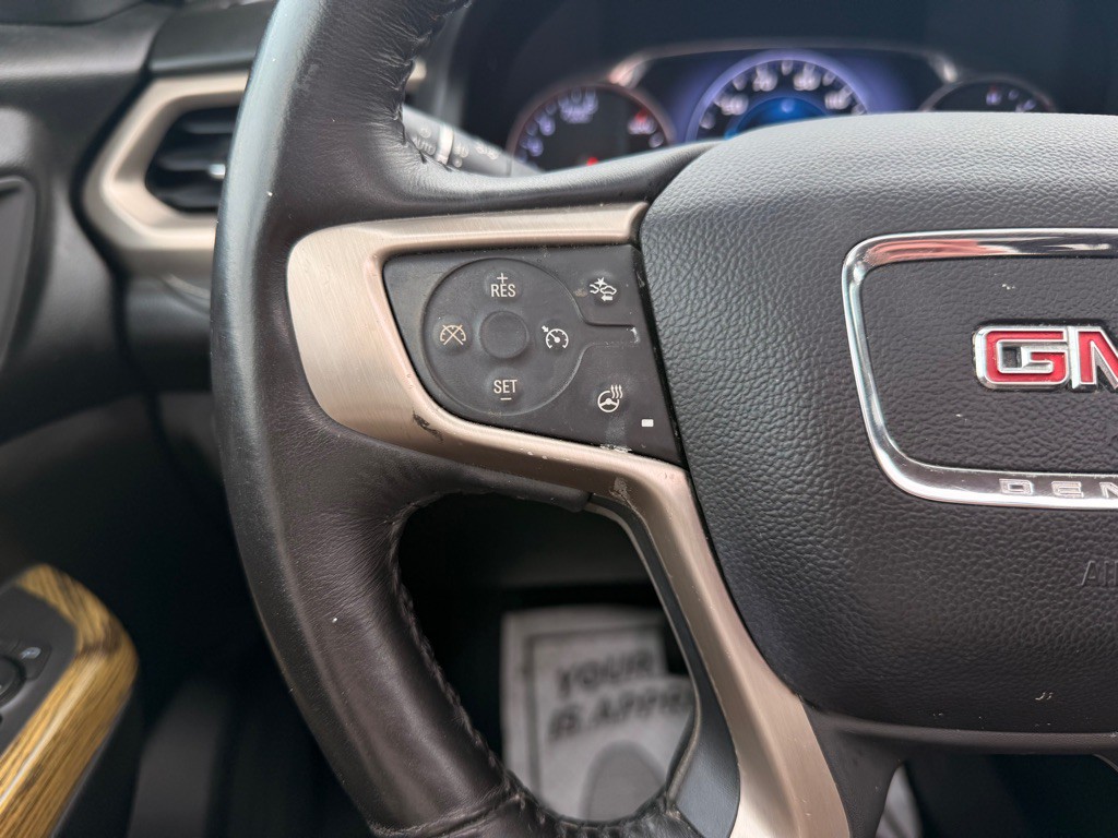 2017 GMC Acadia Image 37