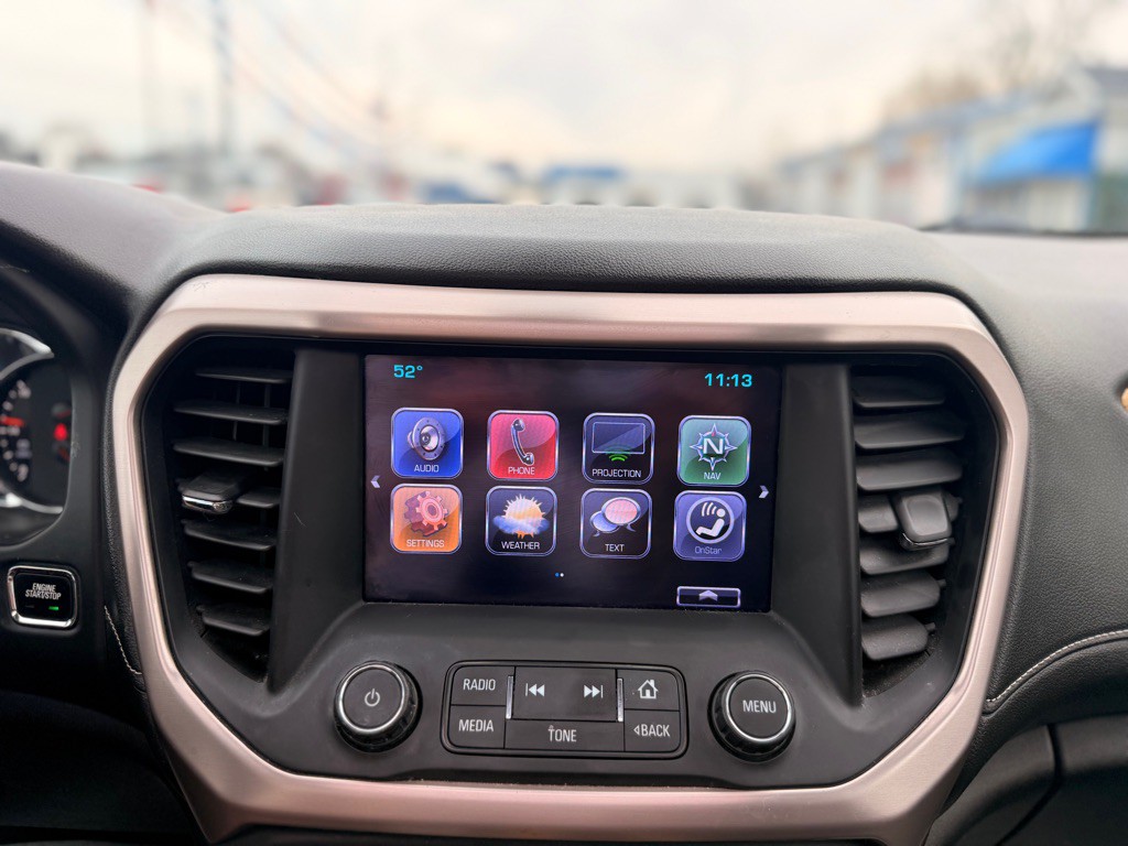 2017 GMC Acadia Image 40