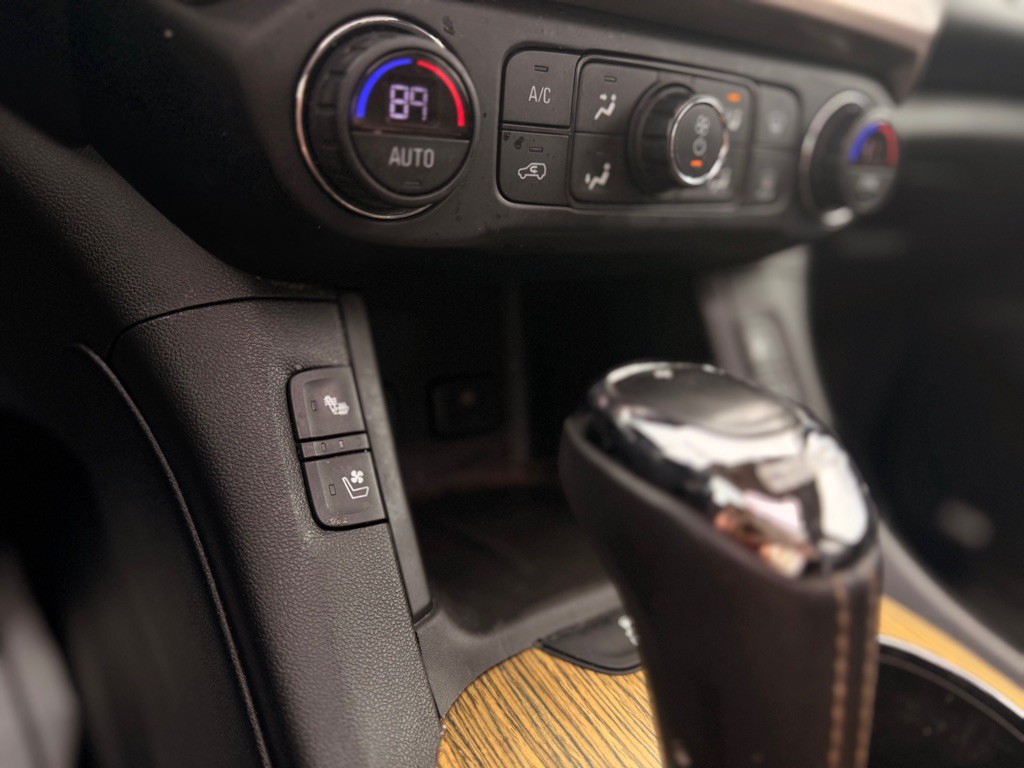 2017 GMC Acadia Image 45