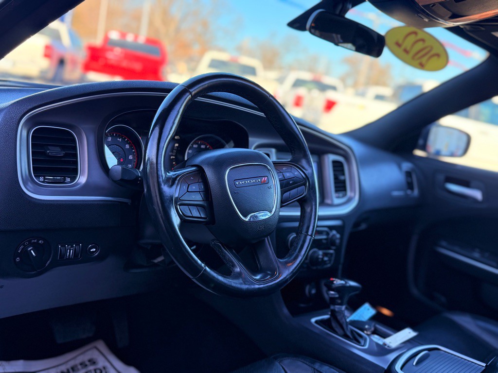 2022 Dodge Charger Image 18