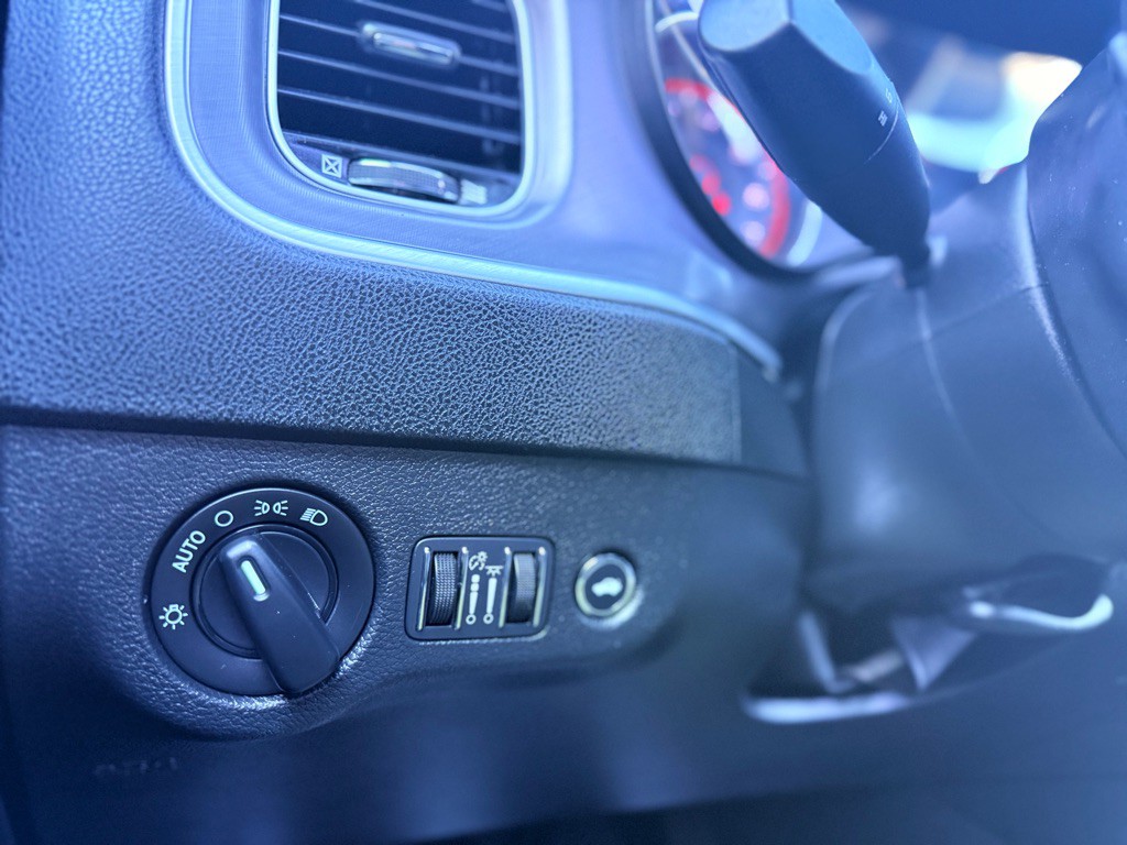 2022 Dodge Charger Image 33