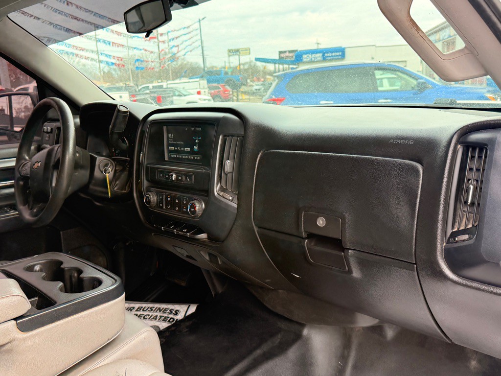 2018 Chevrolet Silverado 1500 Image 16