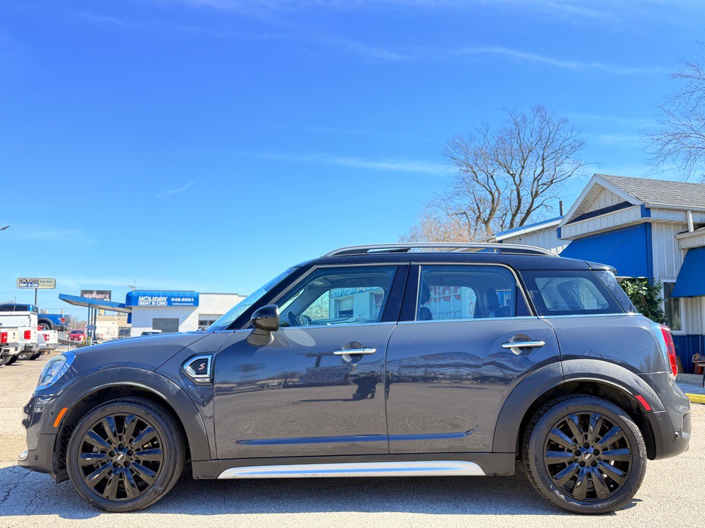 2018 MINI Cooper Image 10