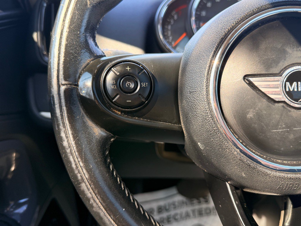 2018 MINI Cooper Image 27