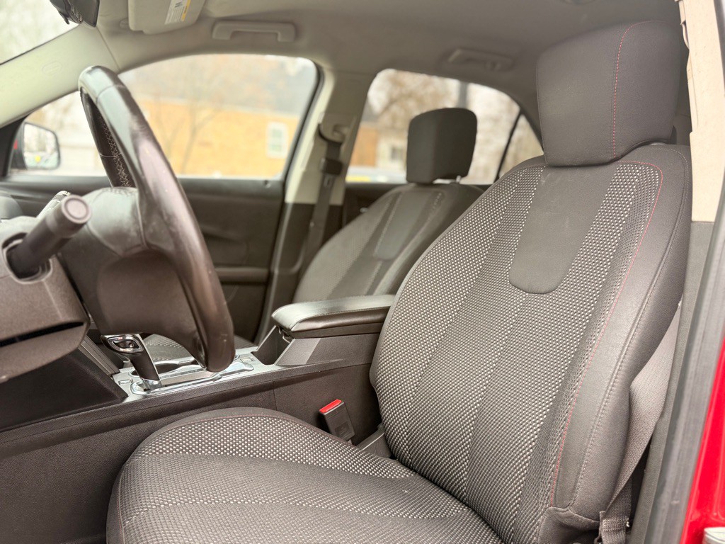 2013 Chevrolet Equinox Image 16