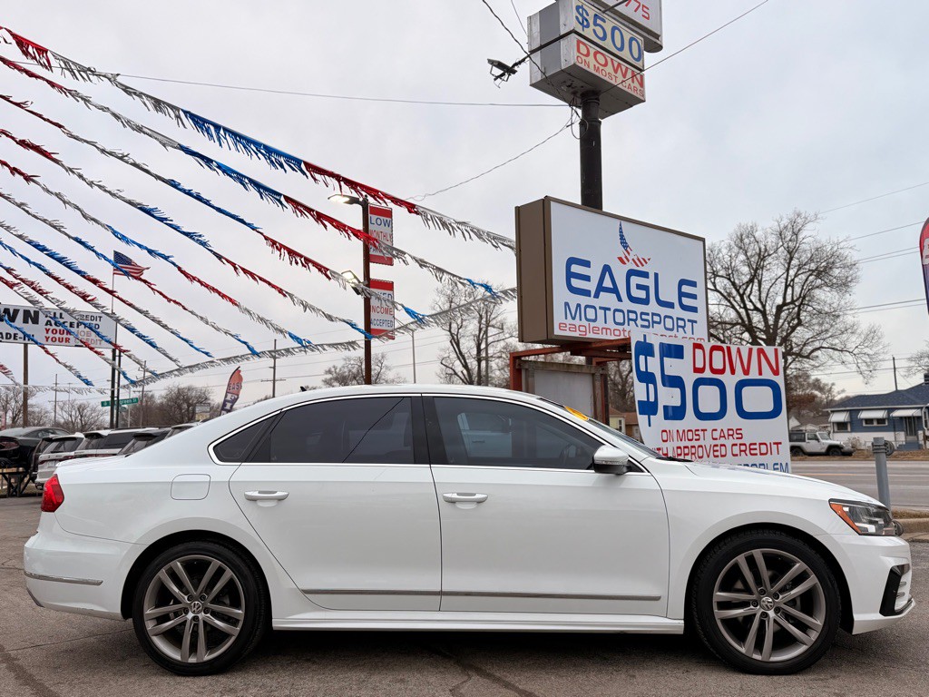 2016 Volkswagen Passat Image 8