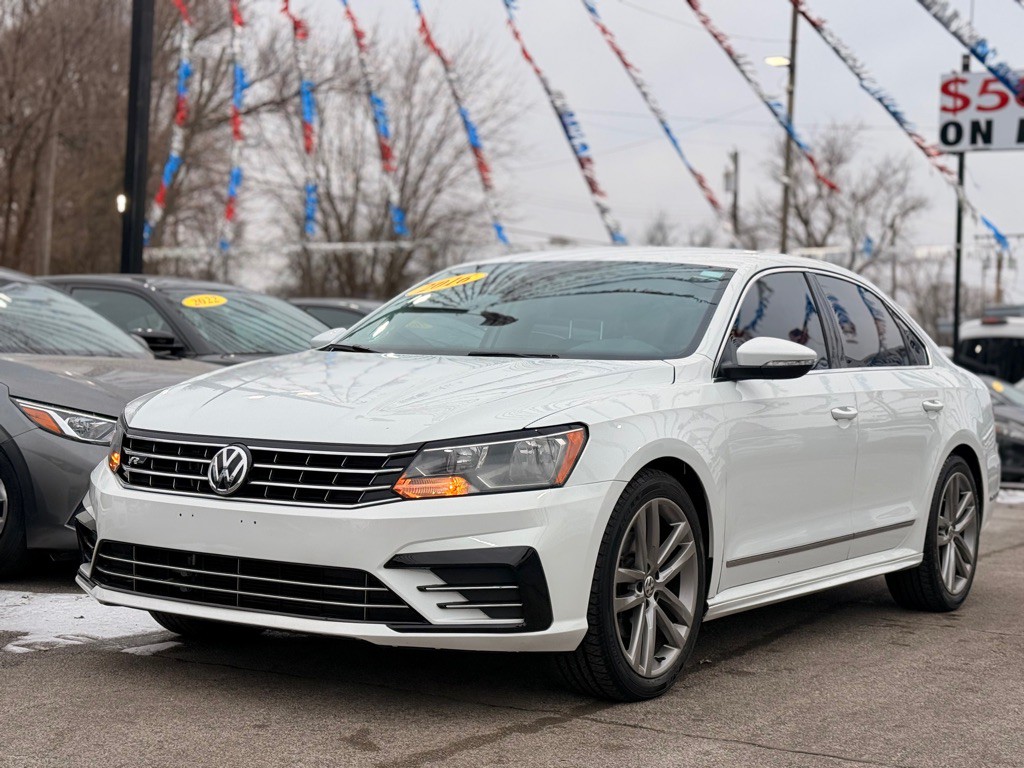 2016 Volkswagen Passat Image 14