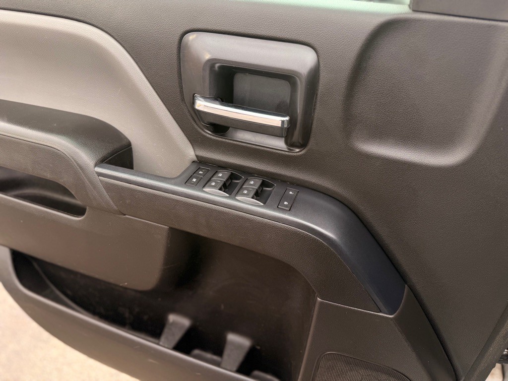 2018 Chevrolet Silverado 1500 Image 16