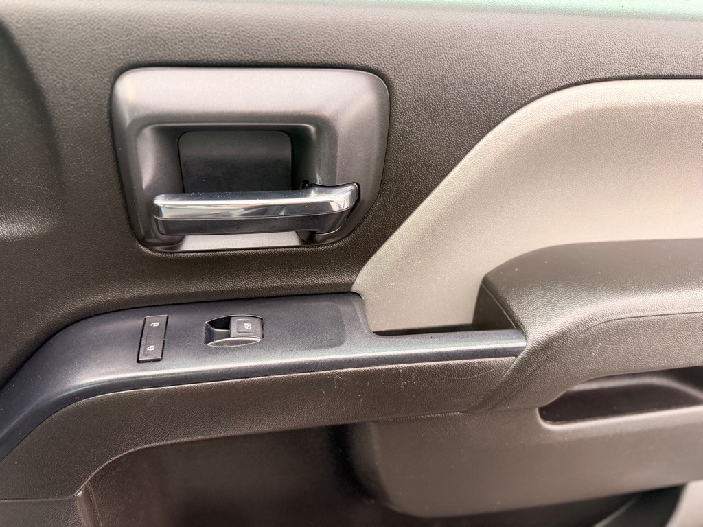 2018 Chevrolet Silverado 1500 Image 19