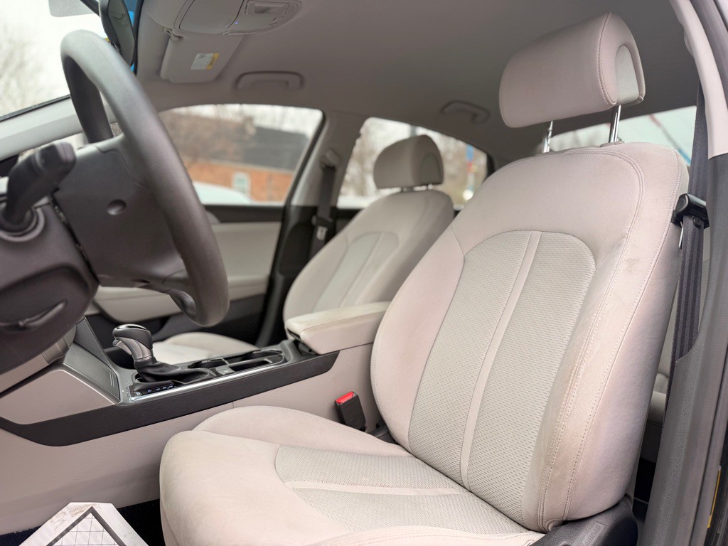 2015 Hyundai Sonata Image 16