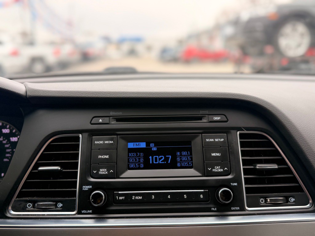 2015 Hyundai Sonata Image 29