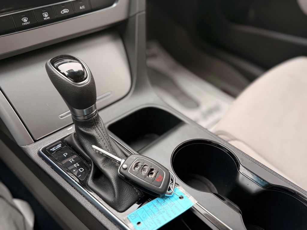 2015 Hyundai Sonata Image 31