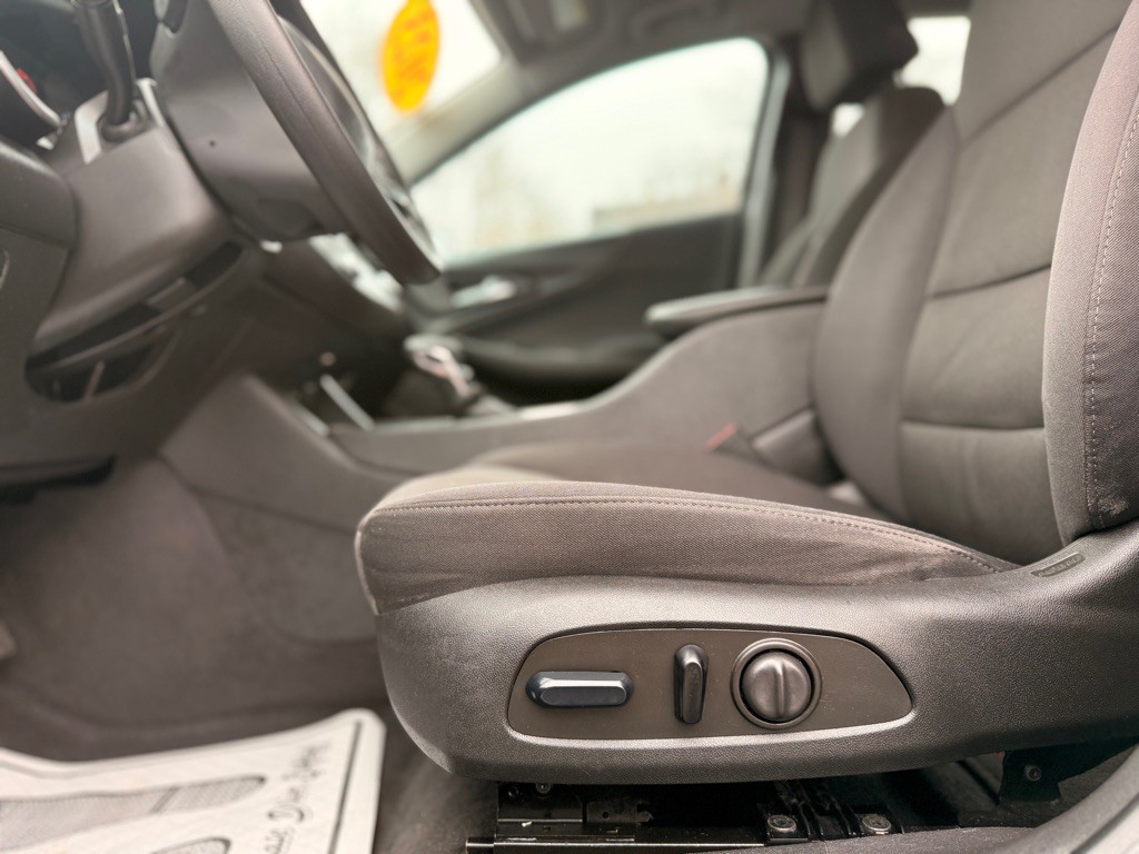 2023 Chevrolet Malibu Image 16