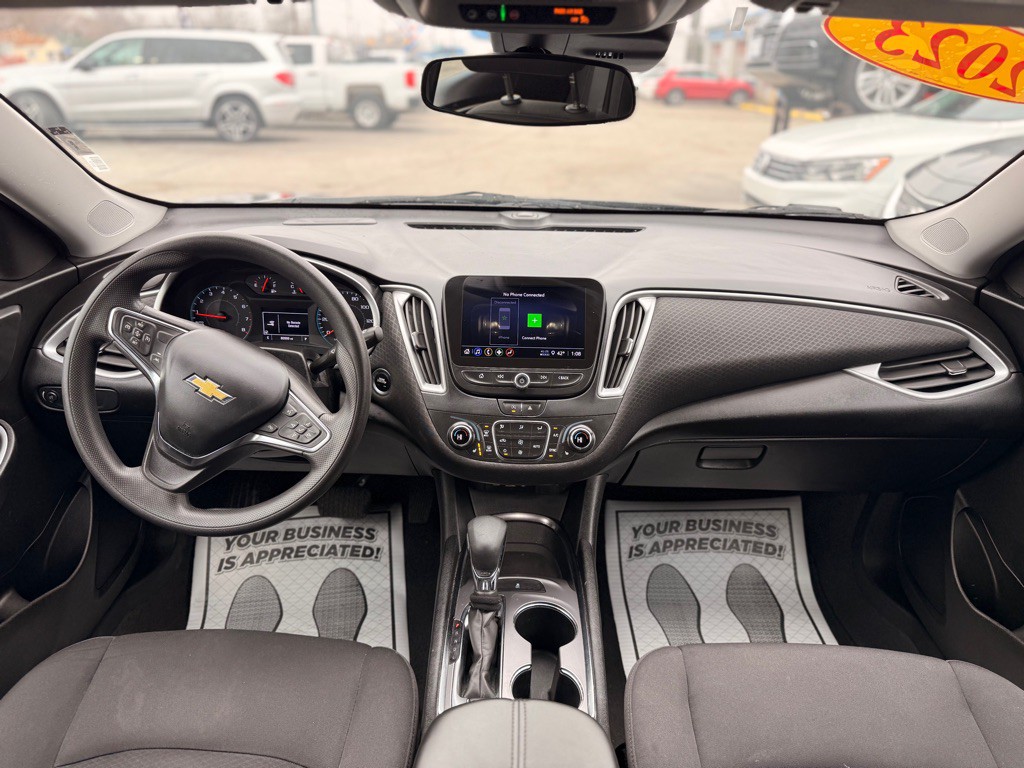 2023 Chevrolet Malibu Image 22