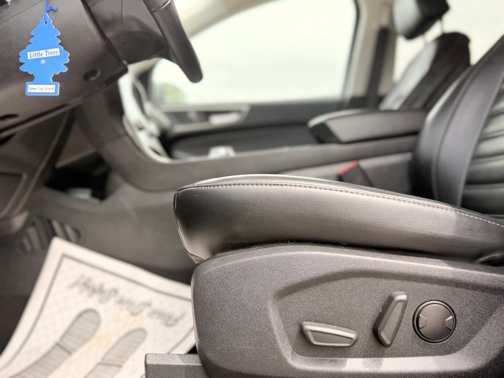 2024 Ford Edge Image 16
