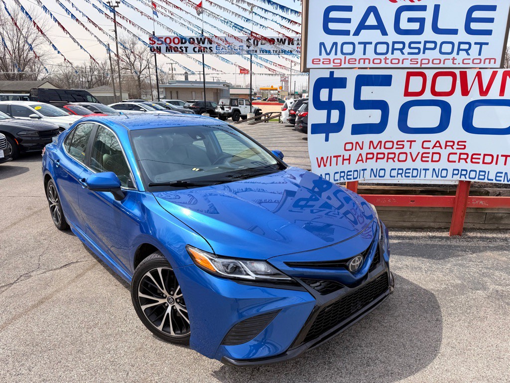 2020 Toyota Camry Image 3