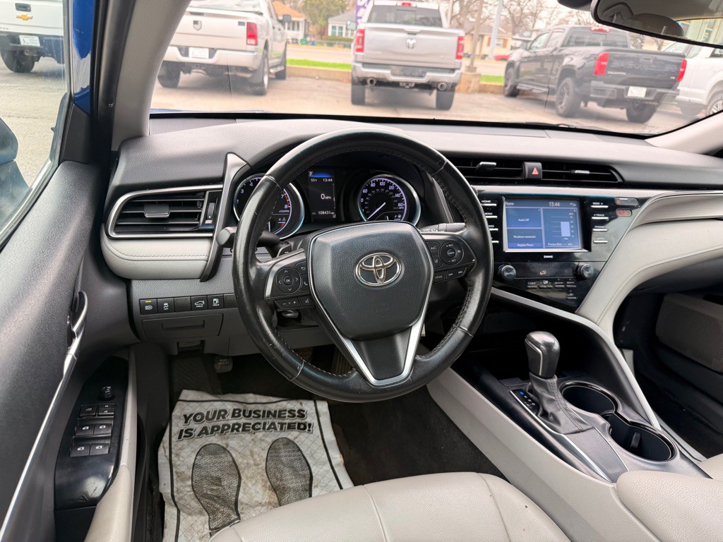 2020 Toyota Camry Image 23