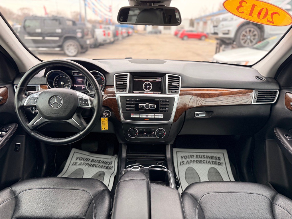 2013 Mercedes-Benz M-Class Image 23