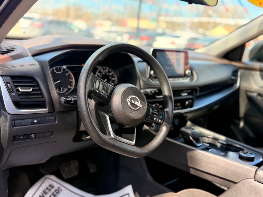 2023 Nissan Rogue Image 15