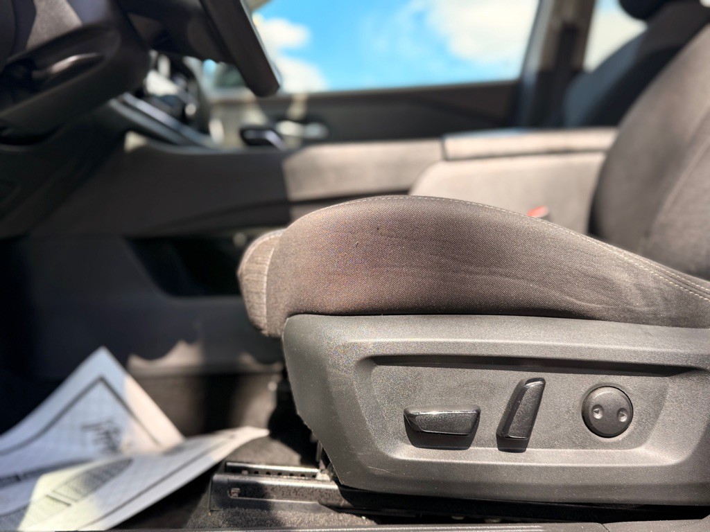 2023 Nissan Rogue Image 16