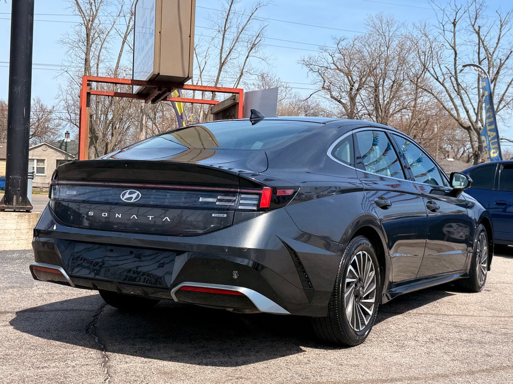 2025 Hyundai Sonata Image 6