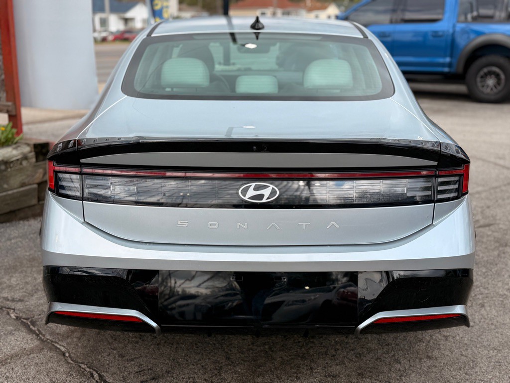 2024 Hyundai Sonata Image 7