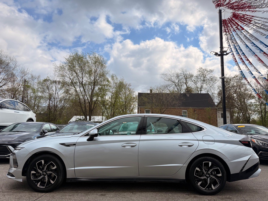 2024 Hyundai Sonata Image 9