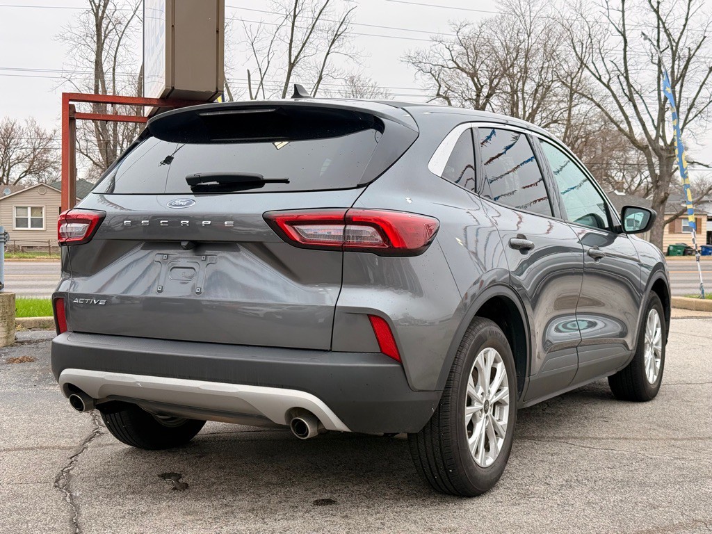 2023 Ford Escape Image 7