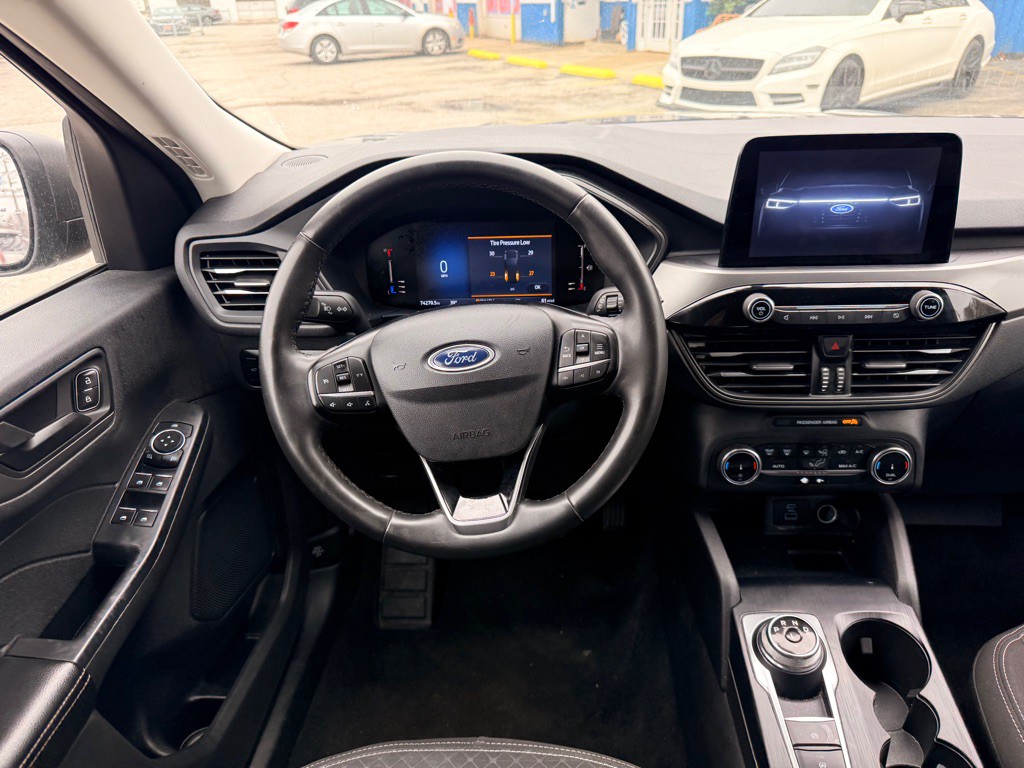 2023 Ford Escape Image 24