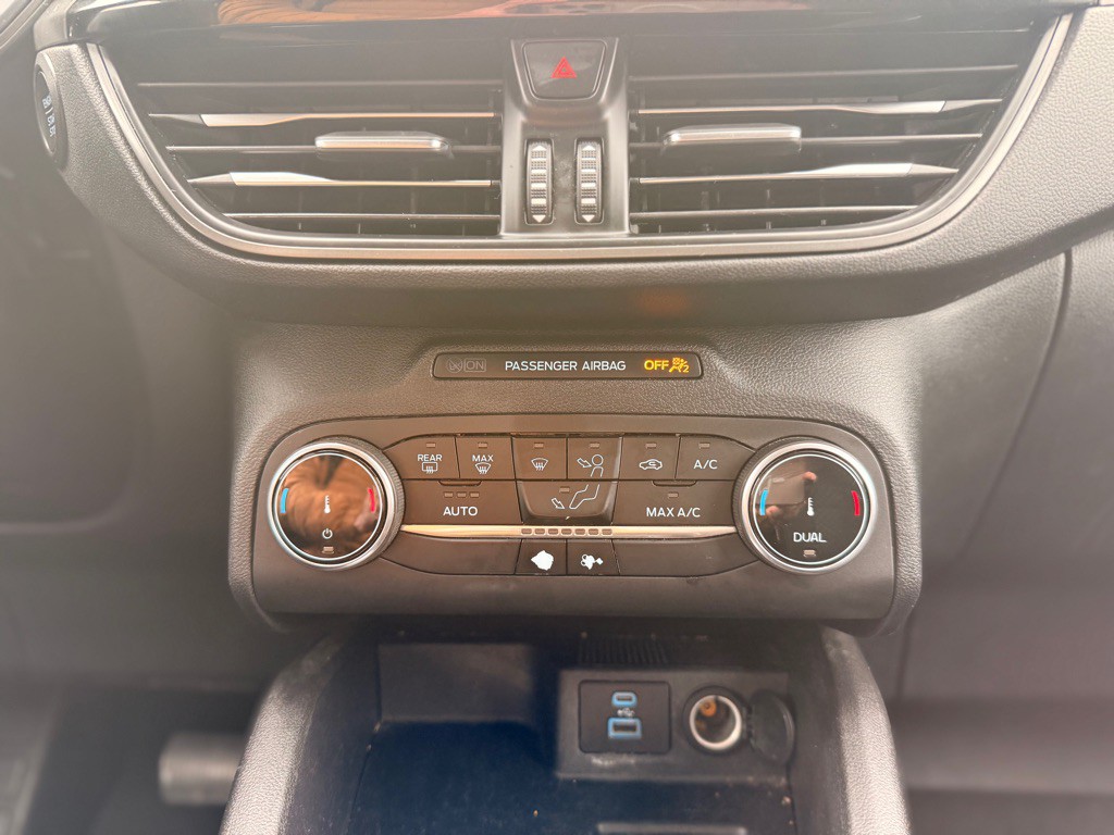 2023 Ford Escape Image 32