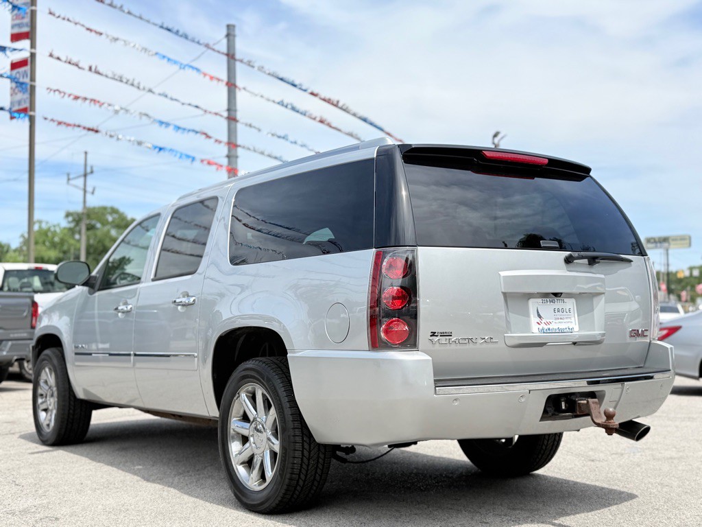 2014 GMC Yukon Image 9